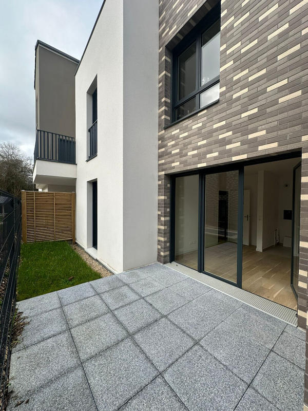 Appartement - 80 m² - 4 pièces