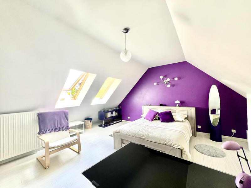 Maison - 221 m² - 8 pièces