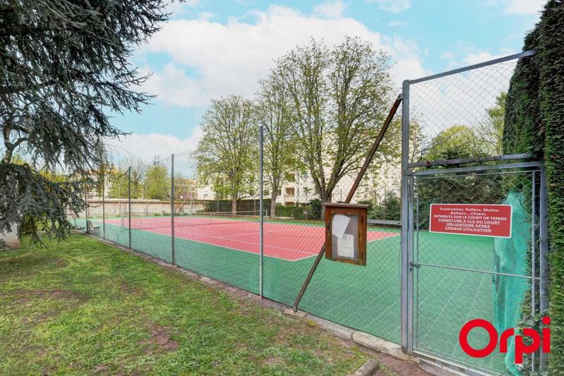 Appartement - 170 m² - 6 pièces