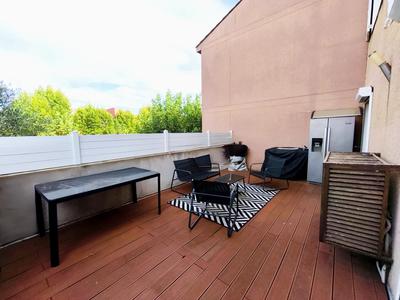 Appartement - 95 m² - 5 pièces