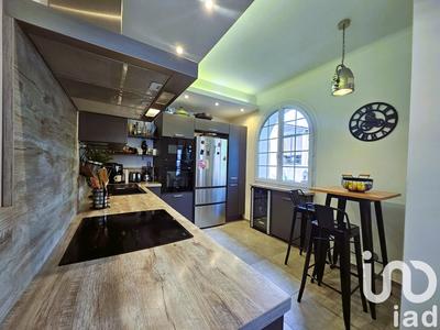 Maison - 122 m² - 6 pièces