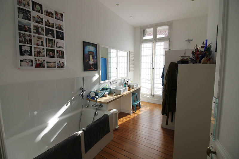 Maison - 250 m² - 9 pièces