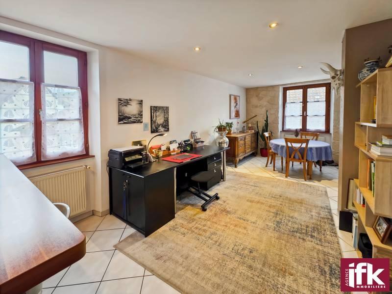 Appartement - 84 m² - 5 pièces