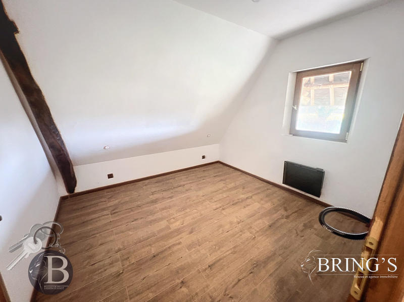 Maison - 200 m² - 6 pièces