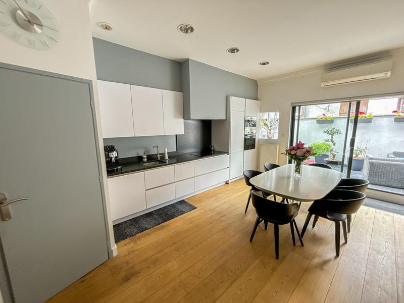 Appartement - 337 m² - 4 pièces