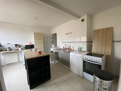 Appartement - 75 m² - 3 pièces