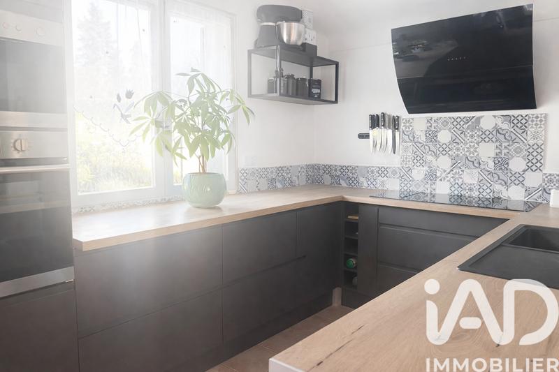 Maison - 110 m² - 4 pièces