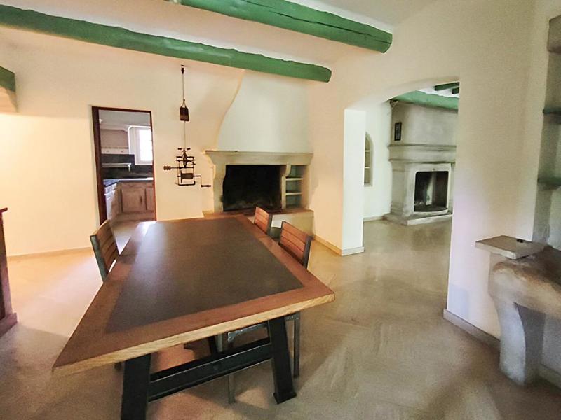 Maison - 185 m² - 6 pièces