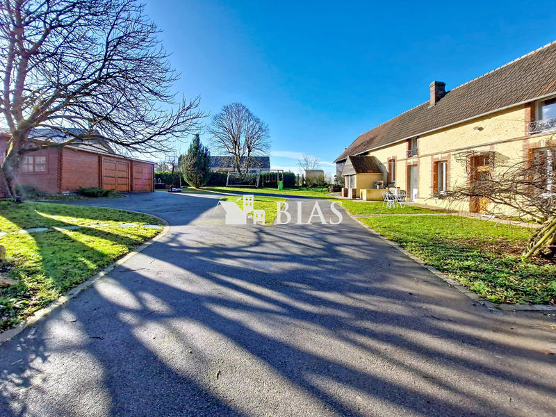 Maison ancienne - 210 m² - 9 pièces