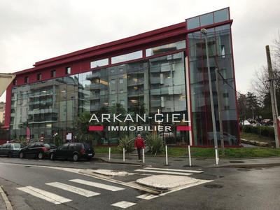 Local commercial - 200 m²