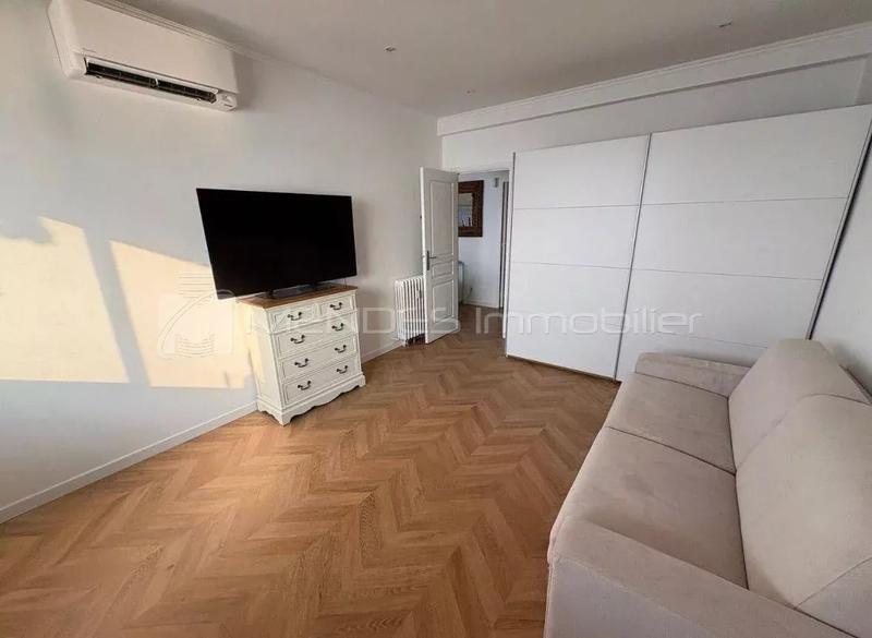Appartement - 84 m² - 3 pièces