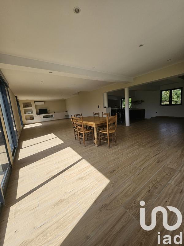 Maison - 163 m² - 5 pièces