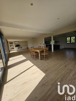 Maison - 163 m² - 5 pièces