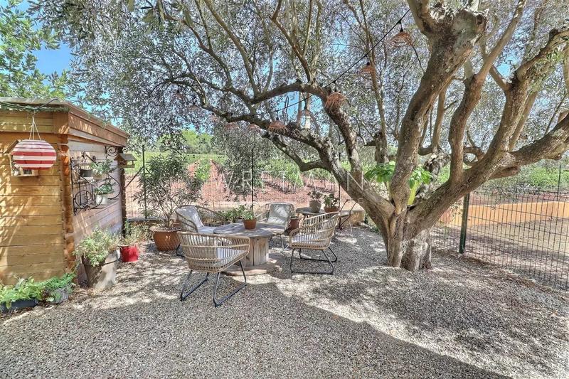 Villa - 230 m² - 9 pièces