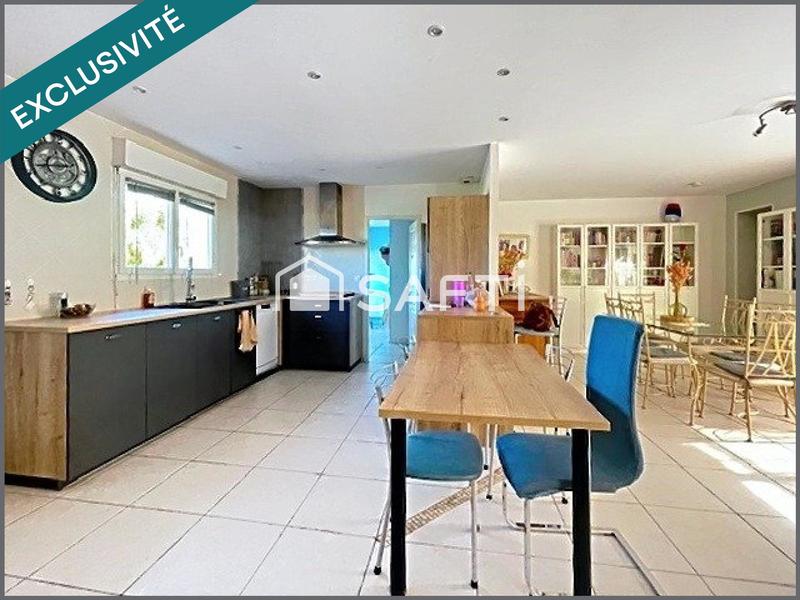 Maison - 195 m² - 7 pièces