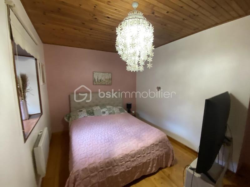 Maison - 207 m² - 8 pièces