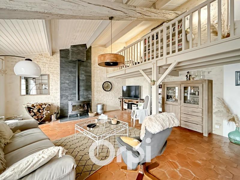 Maison - 182 m² - 6 pièces