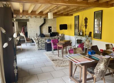 Maison - 220 m² - 6 pièces