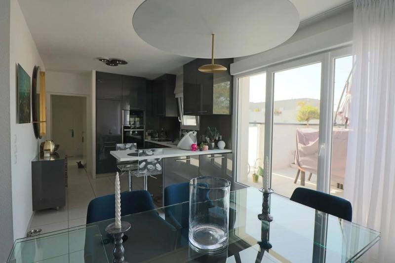 Appartement - 84 m² - 4 pièces