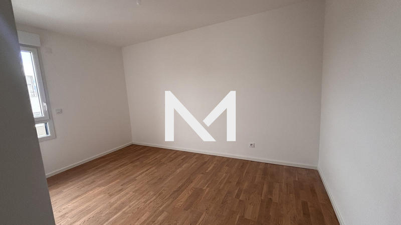 Appartement - 83 m² - 4 pièces