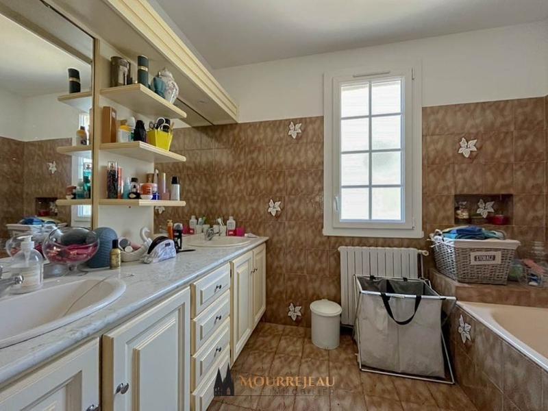 Maison - 191 m² - 10 pièces