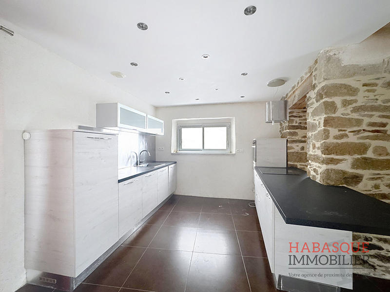 Maison - 146 m² - 5 pièces