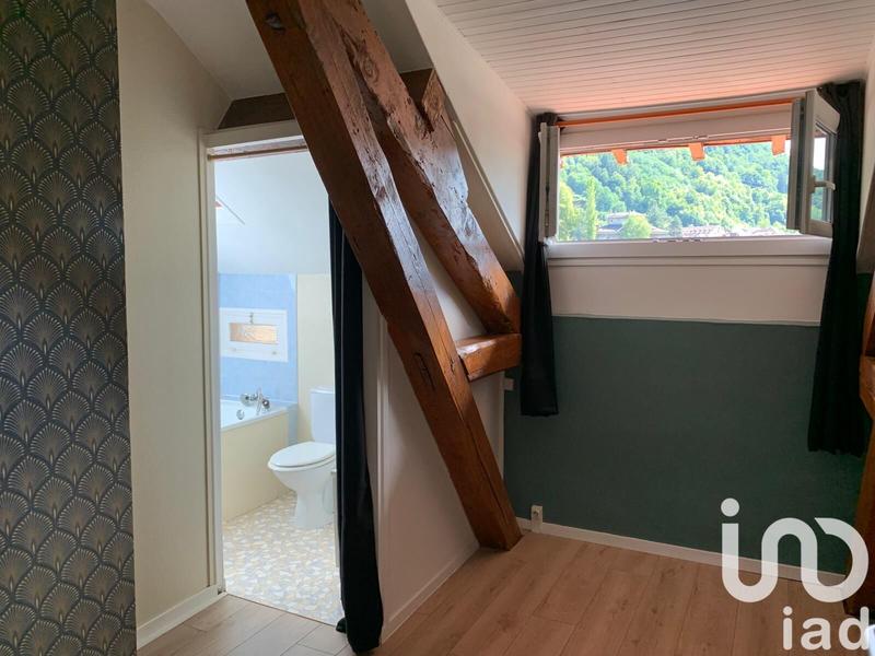 Appartement - 80 m² - 5 pièces