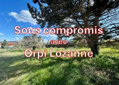 Terrain constructible - 1 231 m²