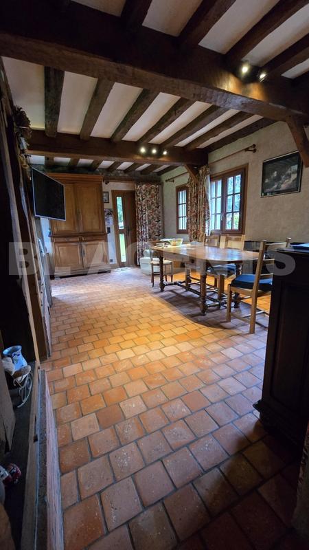 Maison - 150 m² - 4 pièces