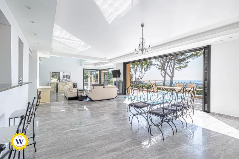 Villa - 372 m² - 8 pièces