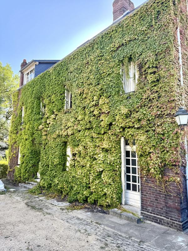 Maison traditionnelle - 182 m² - 6 pièces