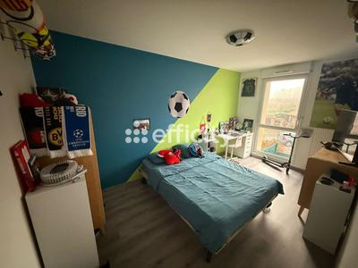 Maison - 87 m² - 4 pièces