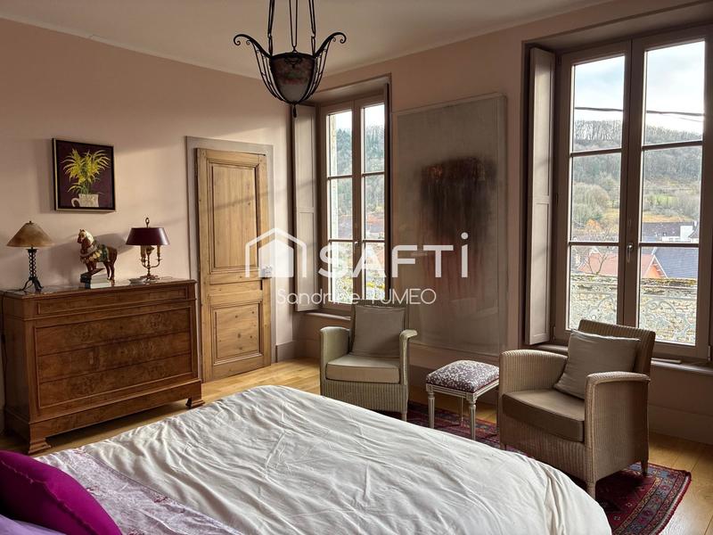 Maison de maîtres - 193 m² - 7 pièces