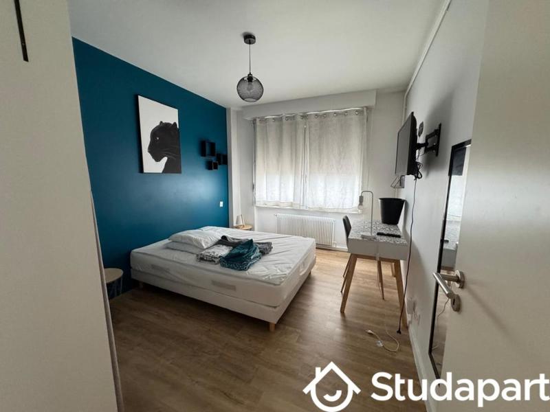 Chambre - 12 m² - 1 pièce