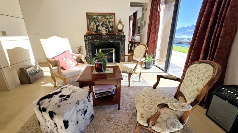 Maison - 600 m² - 10 pièces