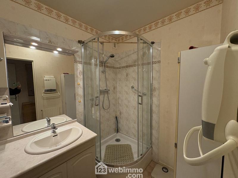 Appartement - 85 m² - 3 pièces