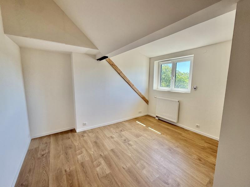 Maison - 121 m² - 7 pièces