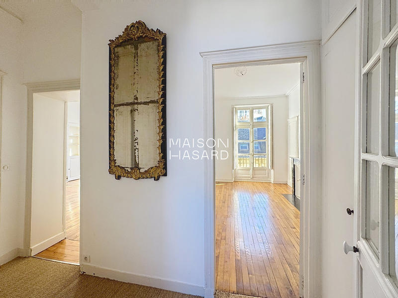 Appartement - 88 m² - 3 pièces