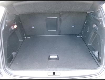 Peugeot 3008 Bhdi 130 Active Business Eat8