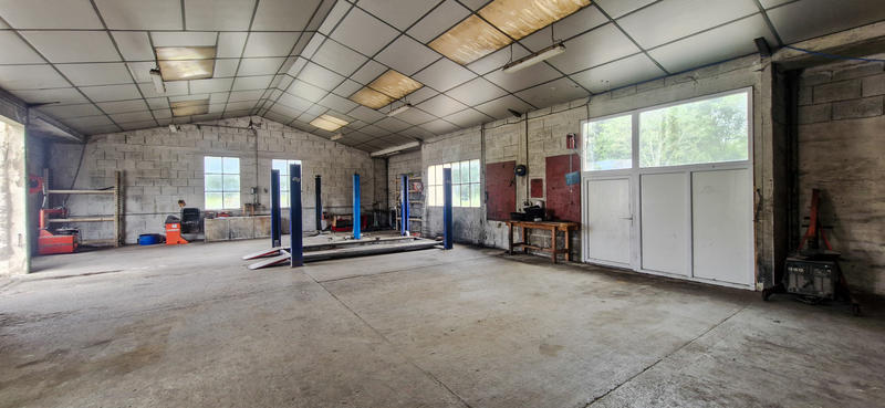 Maison ancienne - 394 m² - 1 pièce