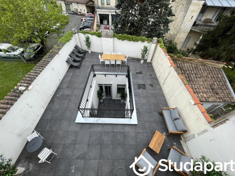 Chambre - 11 m² - 1 pièce