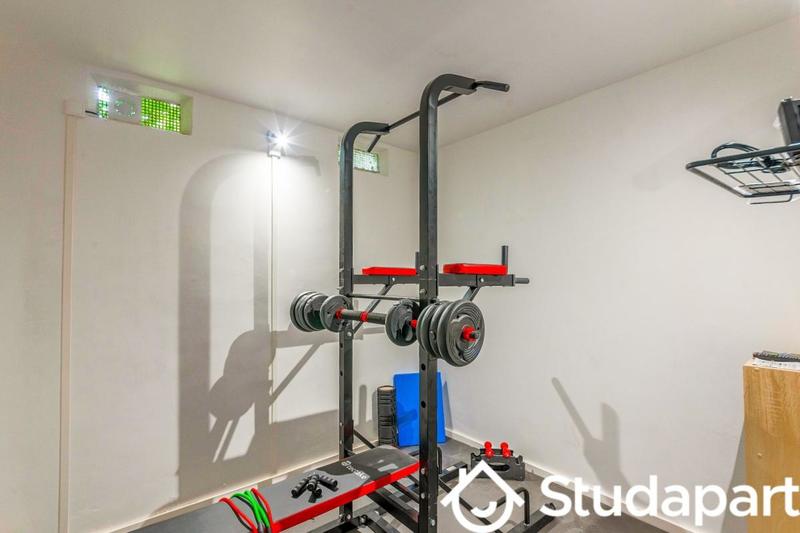 Chambre - 11 m² - 1 pièce