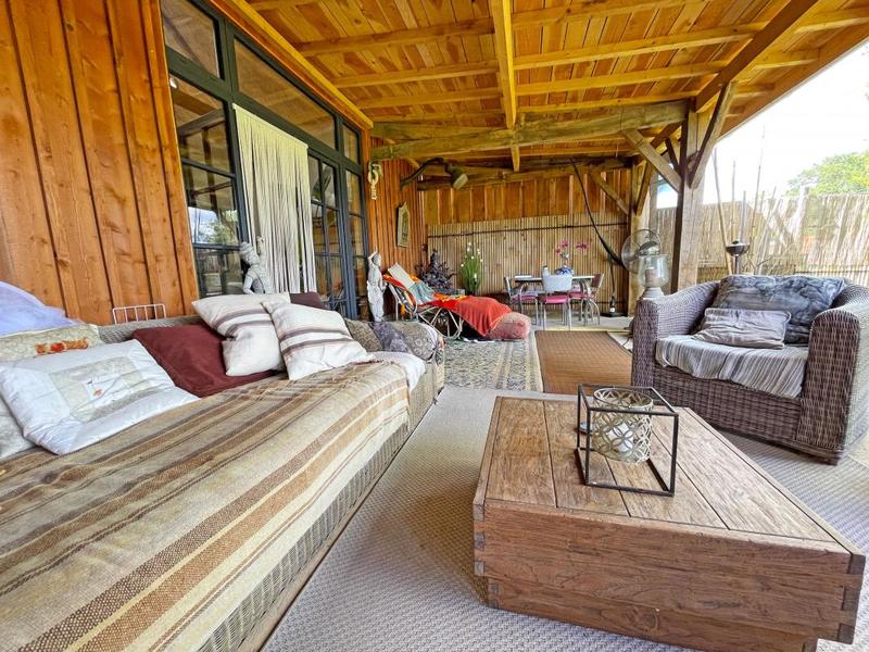 Maison - 281 m² - 7 pièces