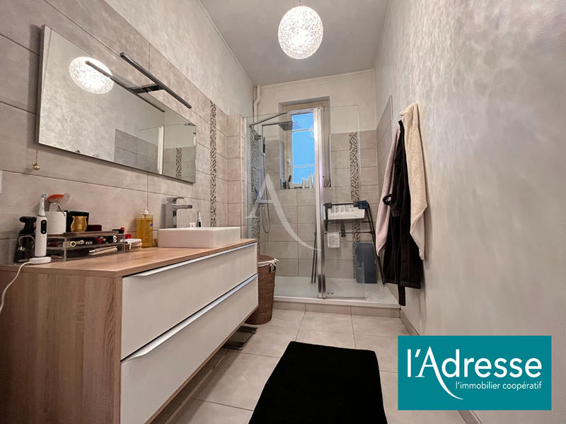 Appartement - 88 m² - 5 pièces