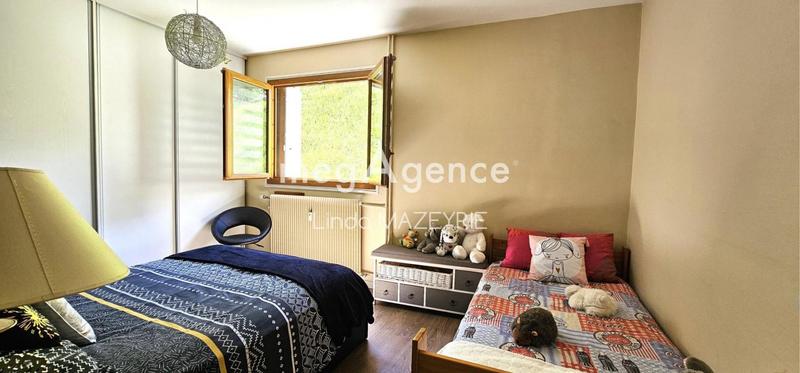 Appartement - 94 m² - 5 pièces