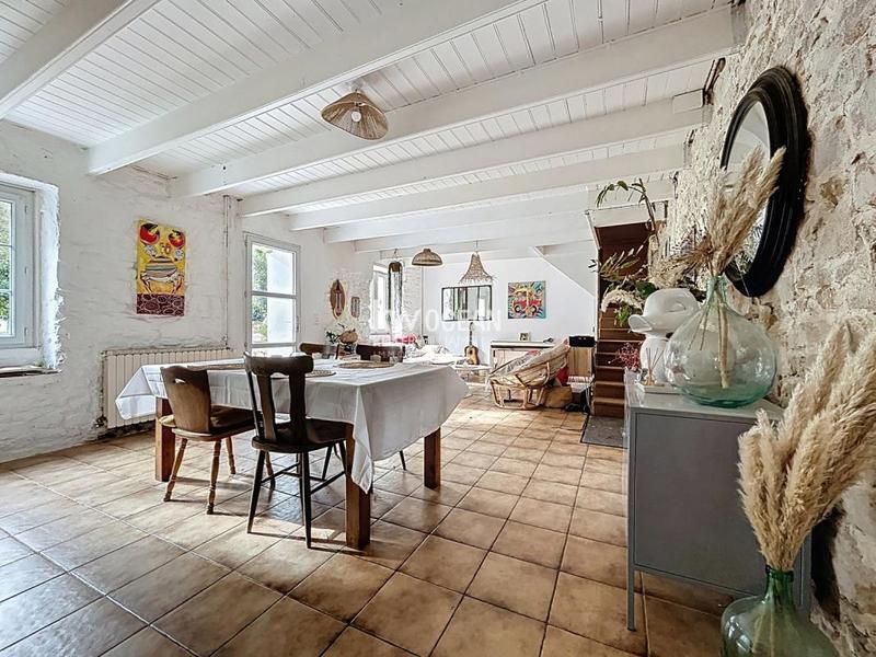 Maison - 110 m² - 5 pièces