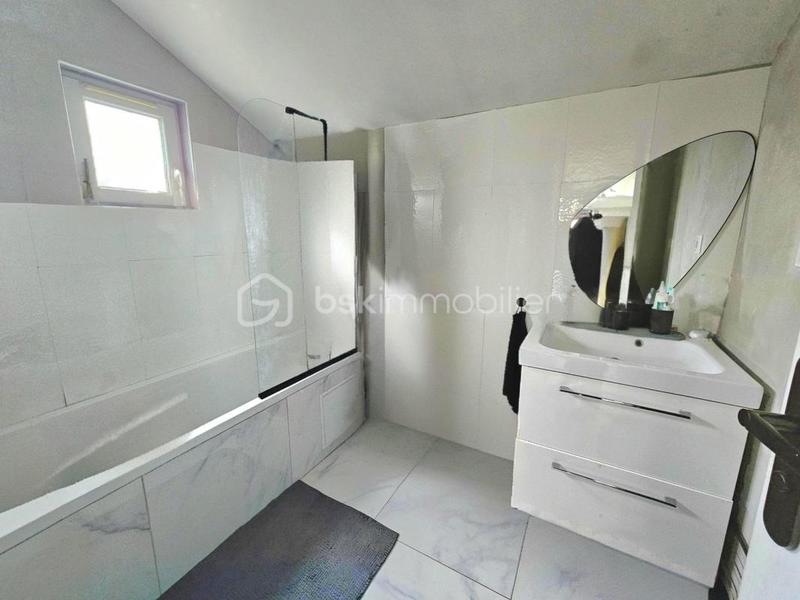 Maison - 60 m² - 3 pièces