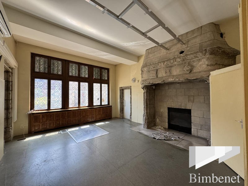 Appartement - 317 m² - 8 pièces