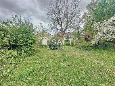 Maison - 213 m² - 6 pièces