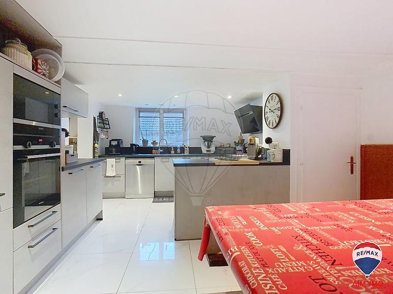 Maison - 131 m² - 7 pièces